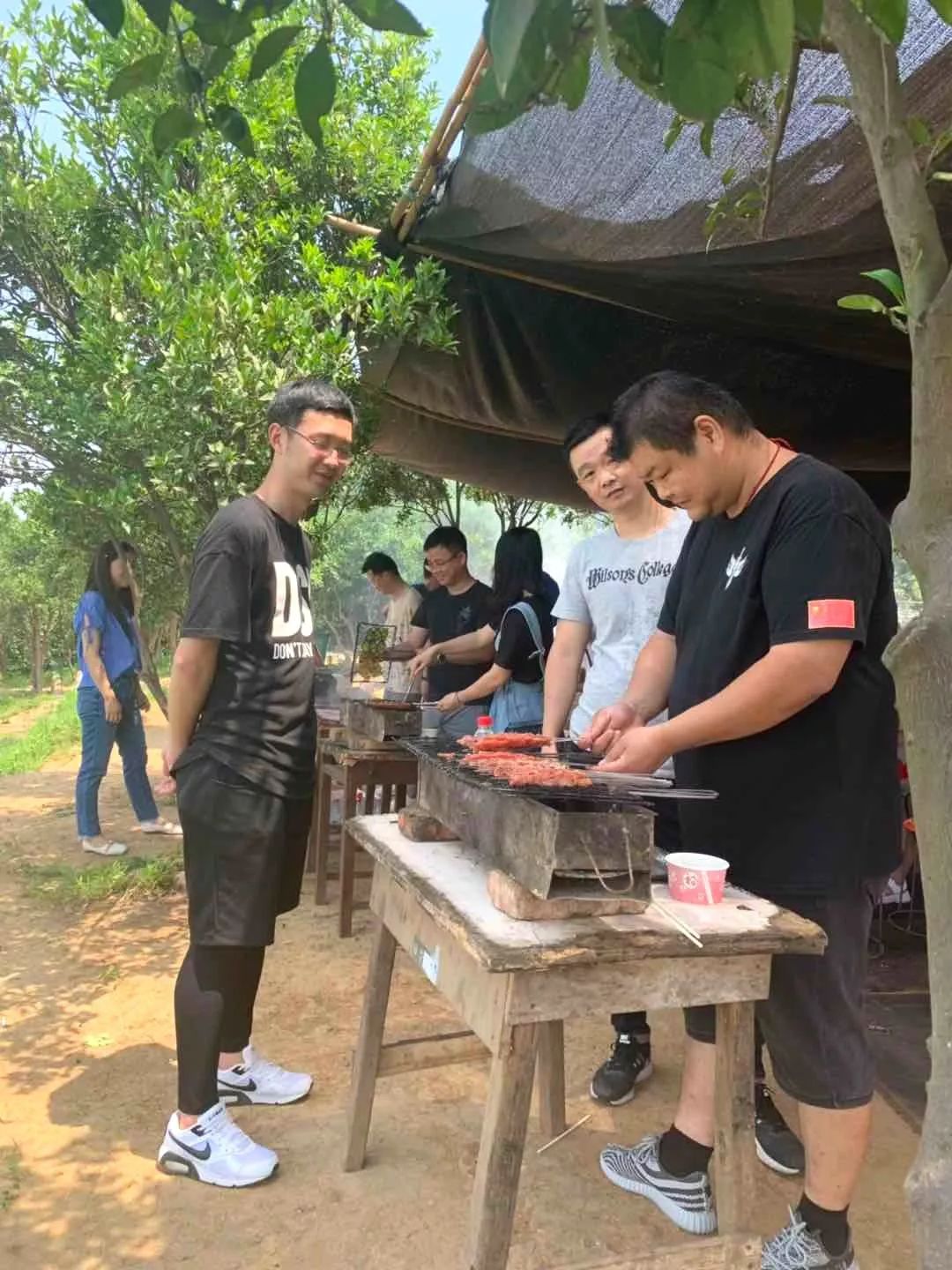 凯时娱乐团建 | 打卡后官湖湿地公园，顶住高温出来烧烤的都是真爱呀~