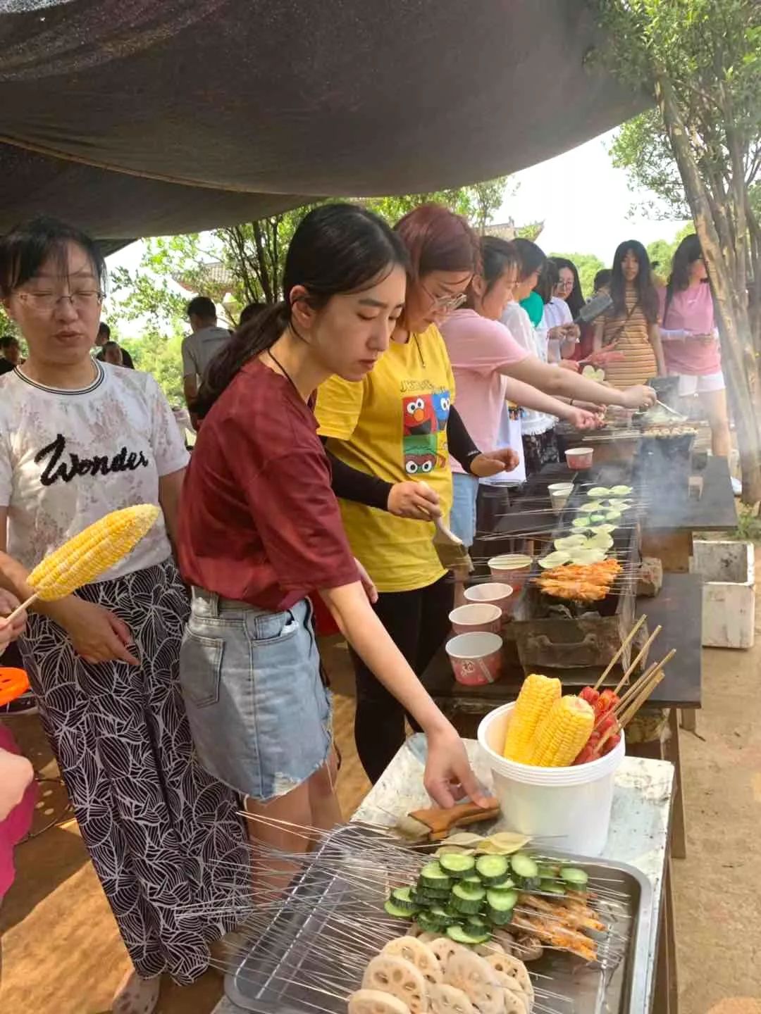 凯时娱乐团建 | 打卡后官湖湿地公园，顶住高温出来烧烤的都是真爱呀~